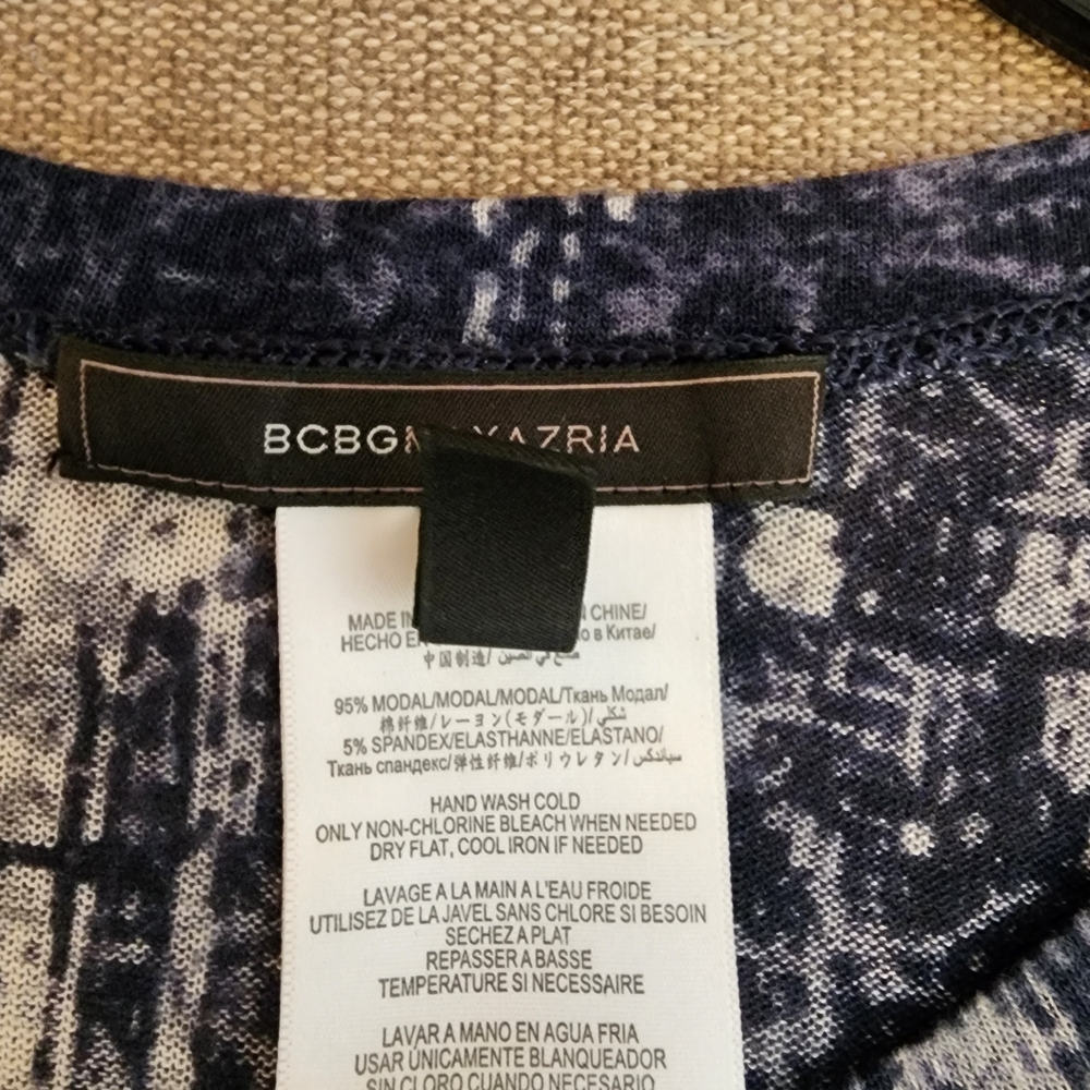 BCBGMAXAZRIA Artistic Contemporary Y2K Aesthetic Crewneck Longsleeve Top, Indigo - Picture 3 of 4